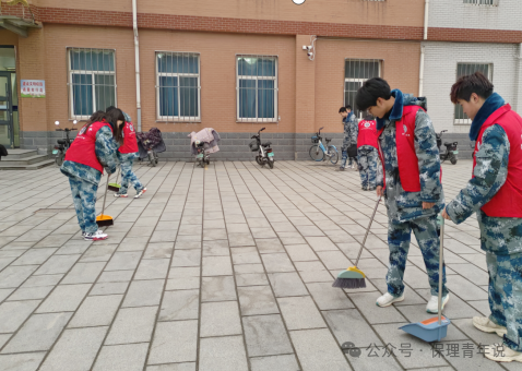 雷锋精神共传承，志愿服务学雷锋