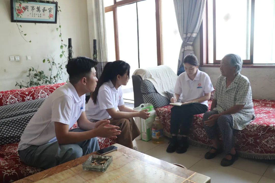 社会实践(十二)|追溯红色记忆,筑牢信仰根基——保定理工学院会计学院“三下乡”社会实践