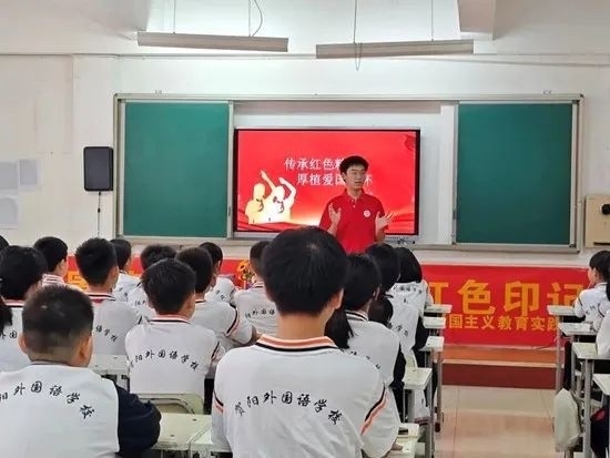 社会实践(十八)|七彩假期护童梦,情暖童心传文明②——保定理工学院经济学院“三下乡”社会实践