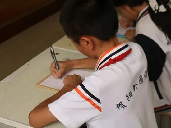 社会实践(十八)|七彩假期护童梦,情暖童心传文明②——保定理工学院经济学院“三下乡”社会实践