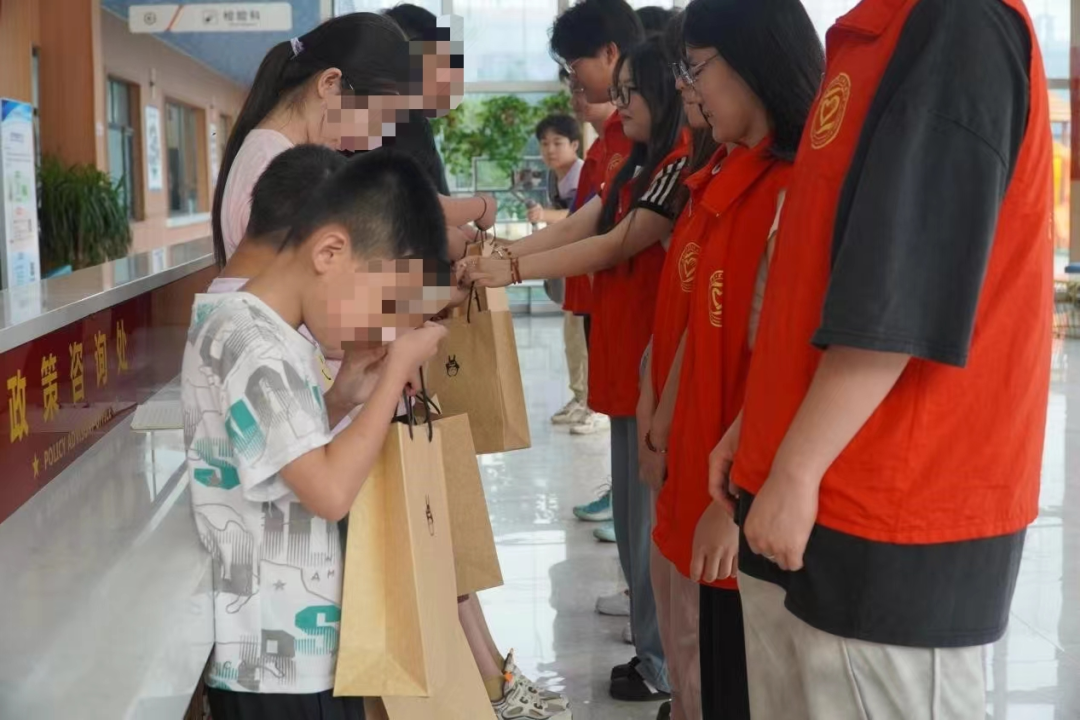 社会实践(三)|让爱无碍,健康成长——保定理工学院“蒲公英志愿服务团”开展暑期三下乡社会实践活动