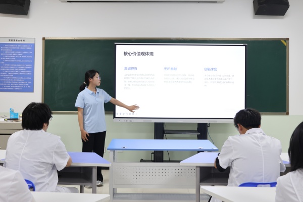 【大学生讲《大先生》】科学家精神进校园———保定理工学院“青科声宣讲团”系列活动（二）