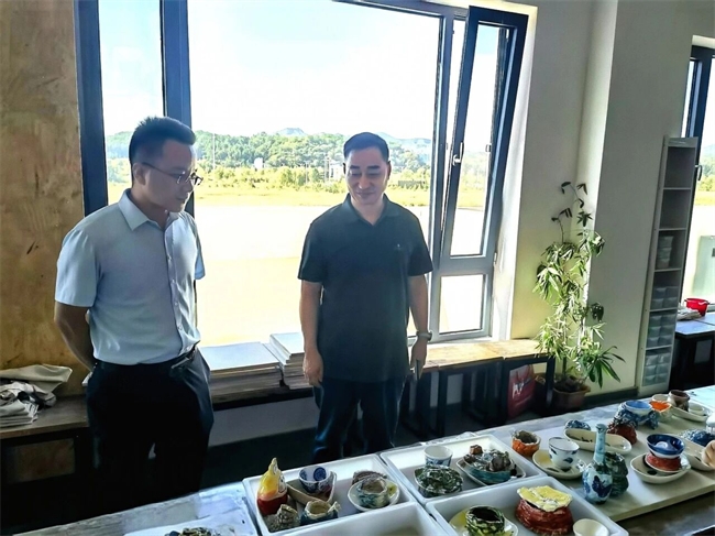 深化产教融合 致力非遗传承——保定理工学院校领导赴易水砚有限公司共商合作