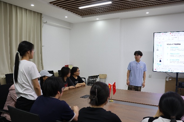 【大学生讲《大先生》】科学家精神进校园———保定理工学院“青科声宣讲团”系列活动（三）  ​