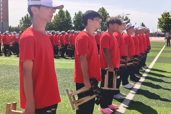 【青春激昂 淬火成钢】汗水淬炼青春，蜕变彰显担当——保定理工学院康复医学院新生军训变化(上)