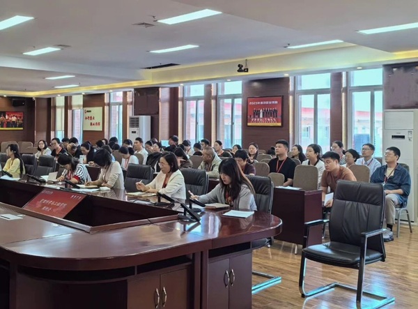 规范秩序迎评估 强化责任抓实效