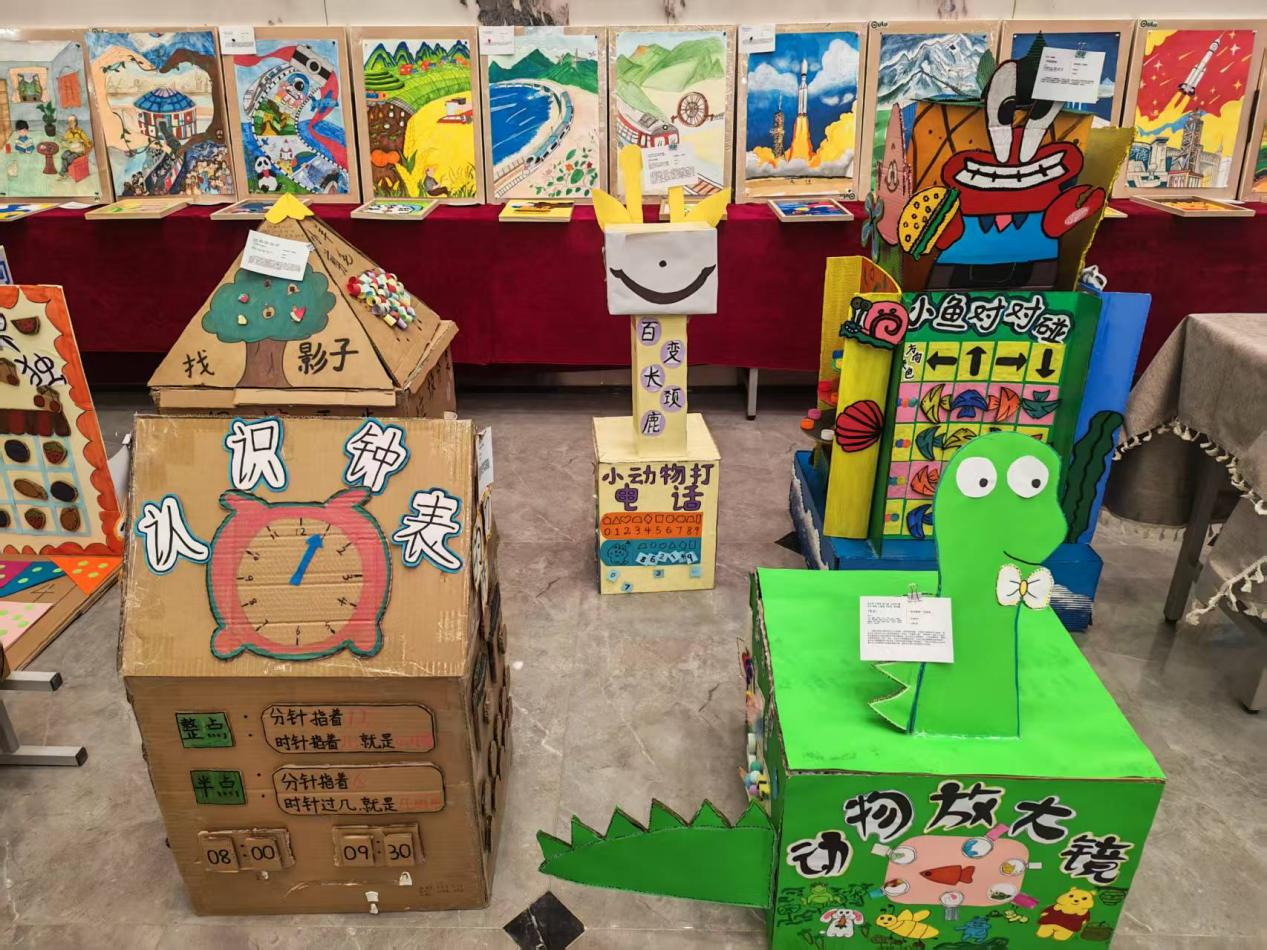 教育学院书画作品展启幕：笔墨绘初心 丹青育未来