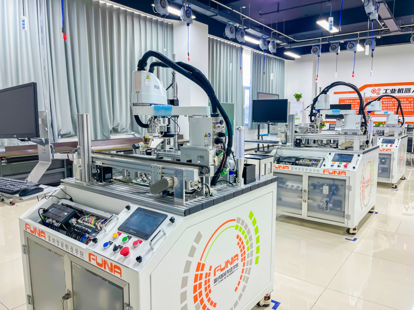 喜报！保定理工学院智能制造产业学院入选 第二批“保定市中小学生研学实践教育基地”