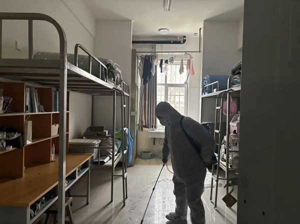 暖心服务|保定理工学院管理学院：筑牢健康防线，护航学子归来