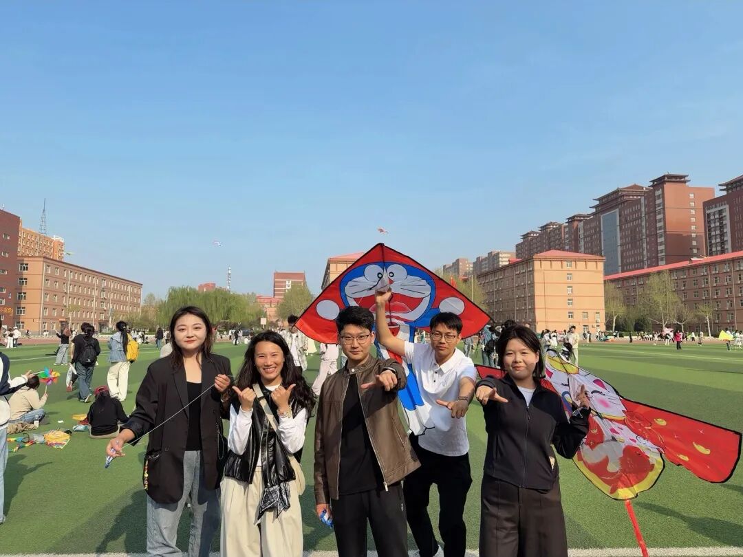 春风拾趣•鸢舞校园”保定理工学院第一届风筝文化节圆满落幕