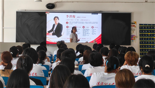 2026级新生入学教育系列活动顺利开展